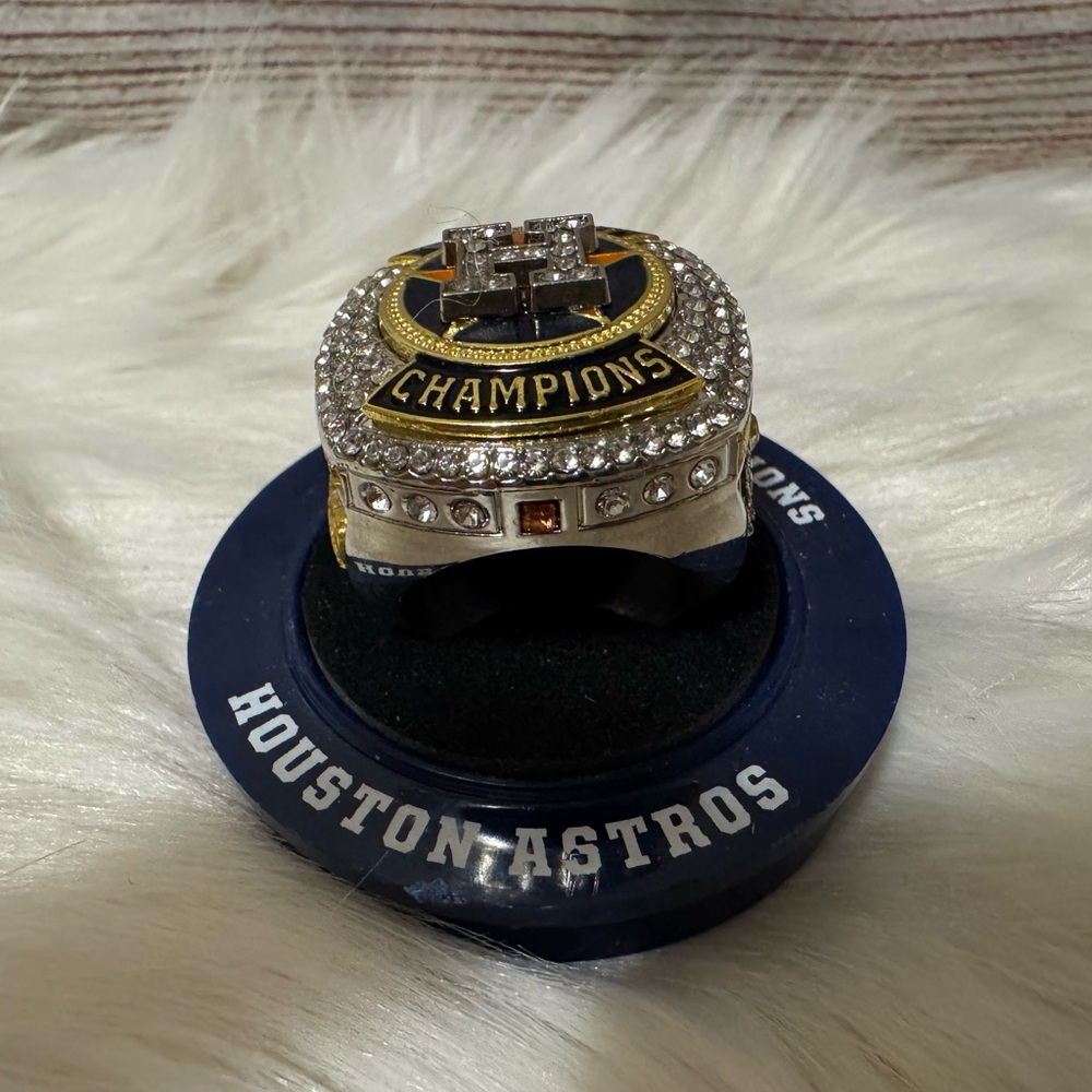 Houston Astros Ring Size 11 - Picture 3 of 7